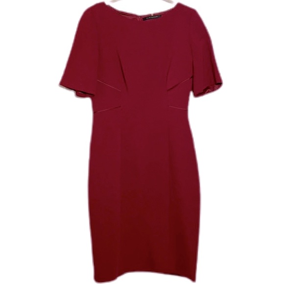 Elie Tahari Dresses & Skirts - Elie Tahari deep red sheath dress
